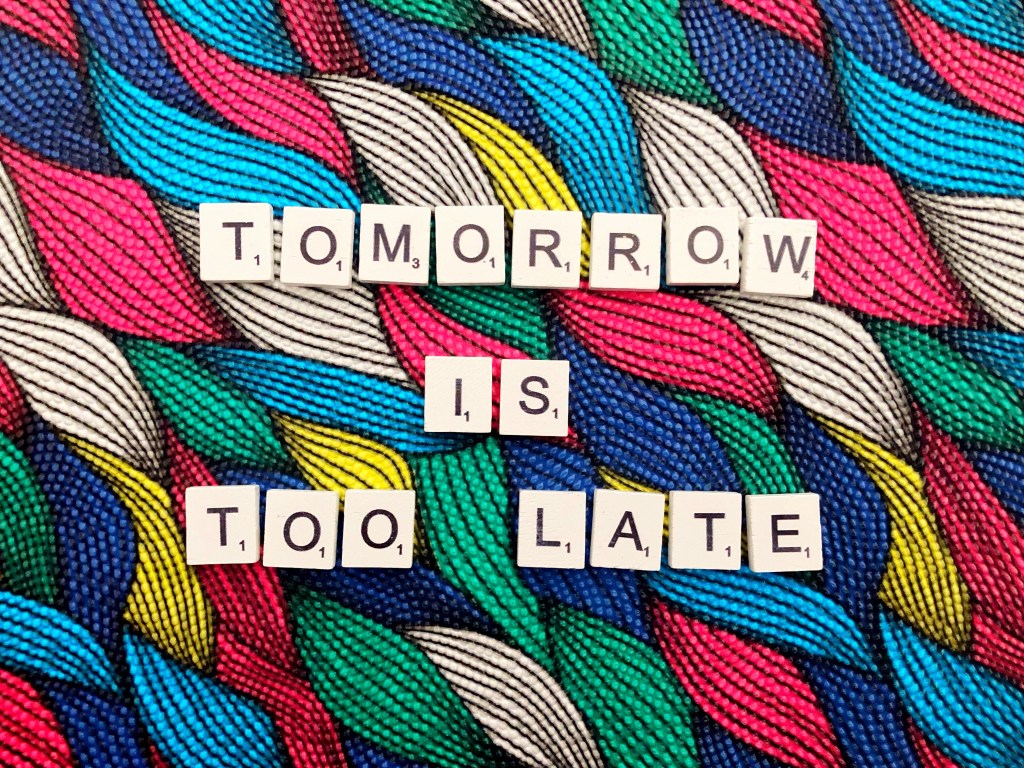 What Happens to Associations Communicators Who Ignore AI (It’s Already Happening)